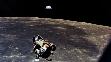 En esta fotografía está toda la humanidad, excepto una persona