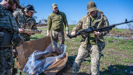 "Por razones desconocidas": Compras secretas de armas por Kiev plantean interrogantes