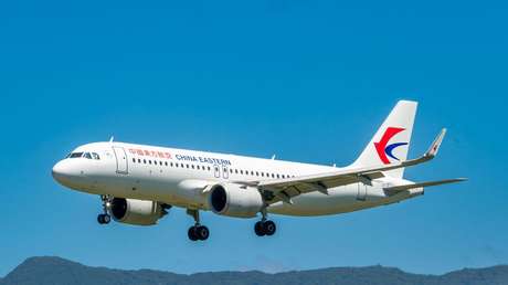 Washington propone prohibir a las aerolíneas chinas sobrevolar Rusia en viajes desde y hacia EE.UU.