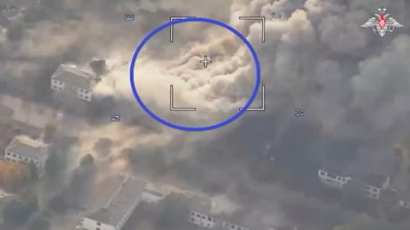 VIDEO: Un FAB-3.000 ruso aniquila un bastión ucraniano