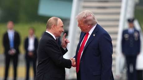 Trump admite que podría hablar de misiles Tomahawk con Putin