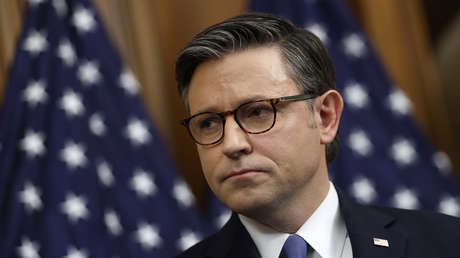 EE.UU. se dirige a uno de sus cierres de Gobierno "más largos en la historia", dice Mike Johnson