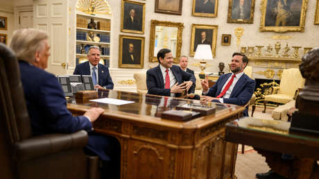 Trump revela el equipo que representará a EE.UU. en la próxima reunión con Rusia