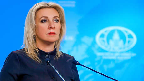 "¿Dónde está la Unesco y los ganadores del Nobel?": Zajárova expone prácticas discriminatorias de Kiev