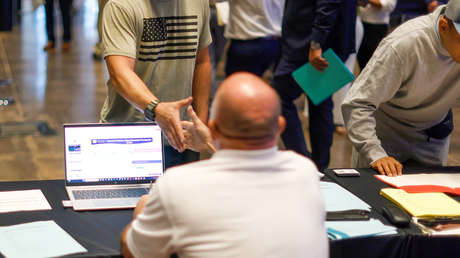 Servir en el ICE sin pasar controles: la advertencia en medio del reclutamiento de 'cazamigrantes'