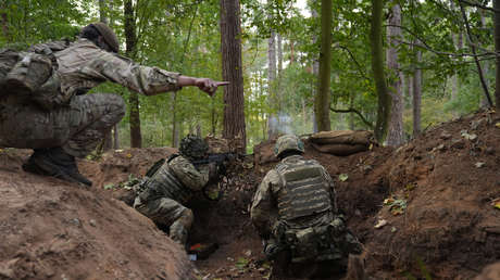 Siempre tratamos al enemigo derrotado con misericordia: Putin avala rendición segura de militares ucranianos