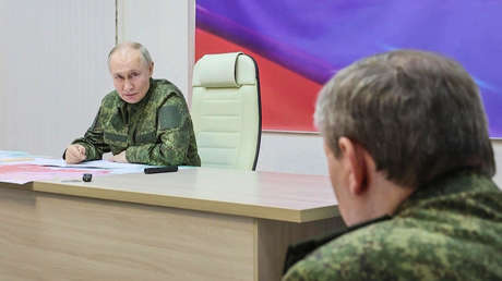 Putin ordena a las FF.AA. continuar la operación especial según lo planeado