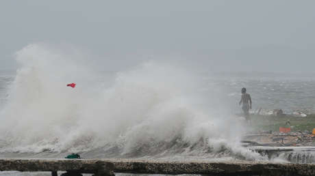 El huracán Melissa se aproxima a Cuba como categoría 4