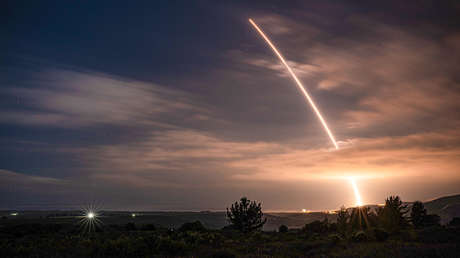 EE.UU. realiza un lanzamiento de prueba del misil balístico intercontinental Minuteman III