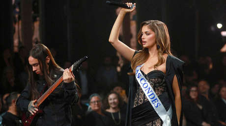 VIDEO: Candidata a Miss Mundo Chile sacude el certamen con interpretación gutural de 'death metal'