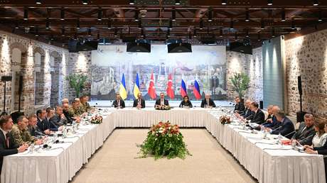 Ucrania se queja de la "lección de historia" de la delegación rusa durante las negociaciones