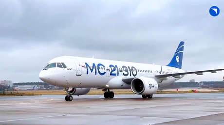 VIDEO: Un avión 'Made in Russia' completa un vuelo de más de seis horas