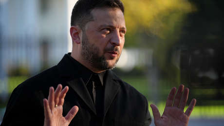 La torpe forma con la que la 'mano derecha' de Zelenski trata de separarle del escándalo de megacorrupción