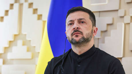 Preguntan a Zelenski sobre el escándalo de corrupción que le salpica y así responde