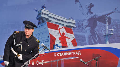 Putin: Rusia es el único país del mundo capaz de fabricar en serie rompehielos nucleares fiables