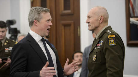 Politico: Altos mandos del Ejército de EE.UU. llegan a Ucrania para reactivar el diálogo de paz