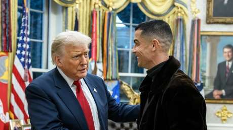 CR7 recibe 'reconocimiento de oro' de manos de Trump (FOTO)