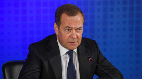 Medvédev ironiza sobre el mensaje de Zelenski al pueblo de Ucrania