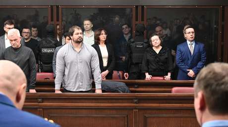 Condenan a cadena perpetua a ocho autores del atentado contra el puente de Crimea