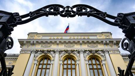 Alto banquero ruso comenta planes de la UE sobre activos rusos congelados