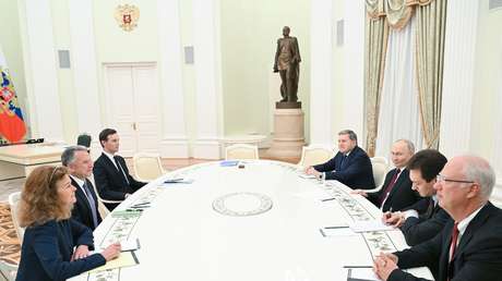 Asesor: Putin envió saludos a Trump y una serie de señales políticas a través de Witkoff