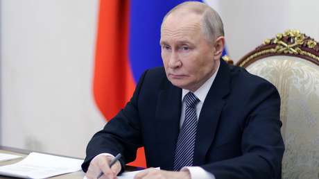 Putin: "Donbass es territorio ruso, eso es un hecho histórico"