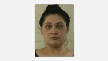 Una mujer recauda fondos para el funeral de su hijo y acaba detenida por su asesinato