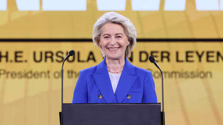 Von der Leyen celebra la decisión de congelar indefinidamente los activos rusos