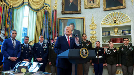 "Muy buena": Trump comenta detalles de su conversación con Zelenski y líderes europeos