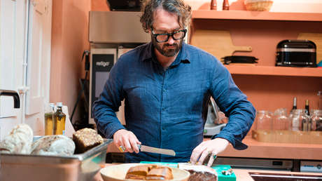 Un panadero británico abre un frente de guerra contra el pan mexicano y pasa esto