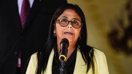 Caracas: "No habrá petróleo regalado ni robado para ningún poder extranjero"