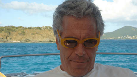 Epstein "estaba a punto de revelar nombres" cuando fue asesinado, afirma su hermano