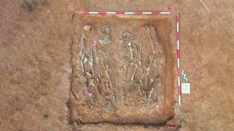 Hallan extraordinarias fosas comunes en Europa