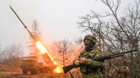 Putin: Las tropas rusas cumplen tareas para liberar "gradualmente" Donbass, las provincias de Jersón y Zaporozhie