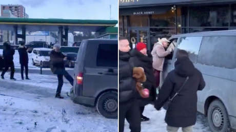 VIDEO: Civiles ucranianos atacan camioneta de reclutadores y los obligan a liberar a hombre movilizado