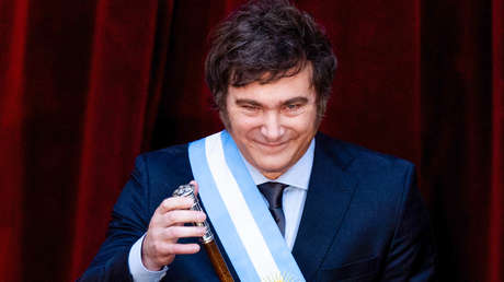 Javier Milei celebra la agresión de EE.UU. contra Venezuela y la captura de Maduro