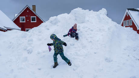 Reuters: Trump considera persuadir a los groenlandeses pagándoles hasta 100.000 dólares a cada uno