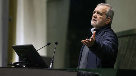 Presidente de Irán ante las protestas: "Terroristas vinculados a potencias extranjeras están matando a inocentes"