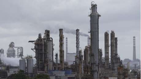 "No me gustó su respuesta": Trump sopesa dejar a la mayor petrolera de EE.UU. fuera de Venezuela