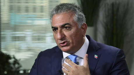 Quién es Reza Pahlaví, el heredero del último sah de Irán, que echa leña a las protestas desde el extranjero