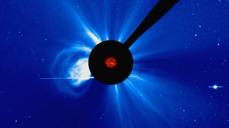 Registran en la cara oculta del Sol la mayor llamarada en lo que va de año (VIDEO)