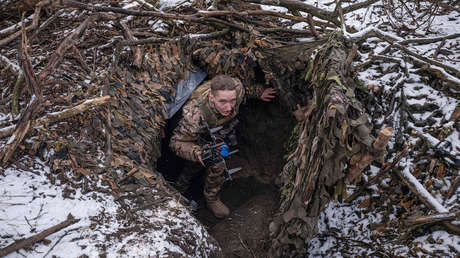 Kiev se queja ante un comandante de la OTAN de la difícil situación en el frente