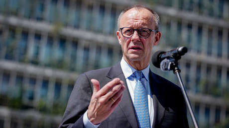 Merz habla de "los últimos días" del poder iraní y recibe respuesta