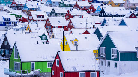 Zajárova sobre la UE: "Les están quitando una isla. Y, recordemos, sin referéndum"