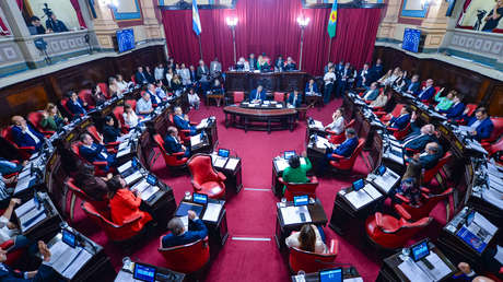 'La orden de la luz': la secta liderada por empleados legislativos acusados de abusar a mujeres