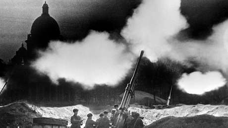 Hace 83 años se prendió la 'chispa' que abrió una brecha en el bloqueo de Leningrado