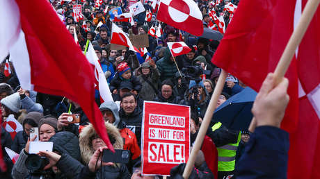 VIDEOS: Nutrida protesta en una ciudad de Groenlandia contra las amenazas de Trump
