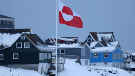Trump evita responder si usaría la fuerza militar para anexarse Groenlandia