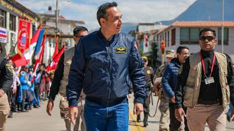 Fiscalía investiga al presidente peruano por reunión clandestina con empresario chino