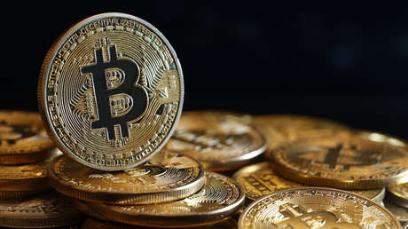 Bitcóin podría sufrir una fuerte caída, según analista